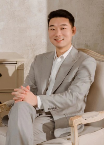 李旭